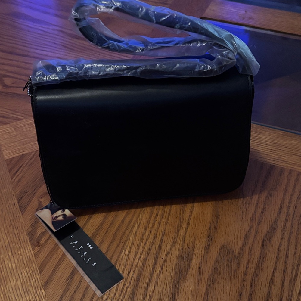 Black Men's Messenger Bag